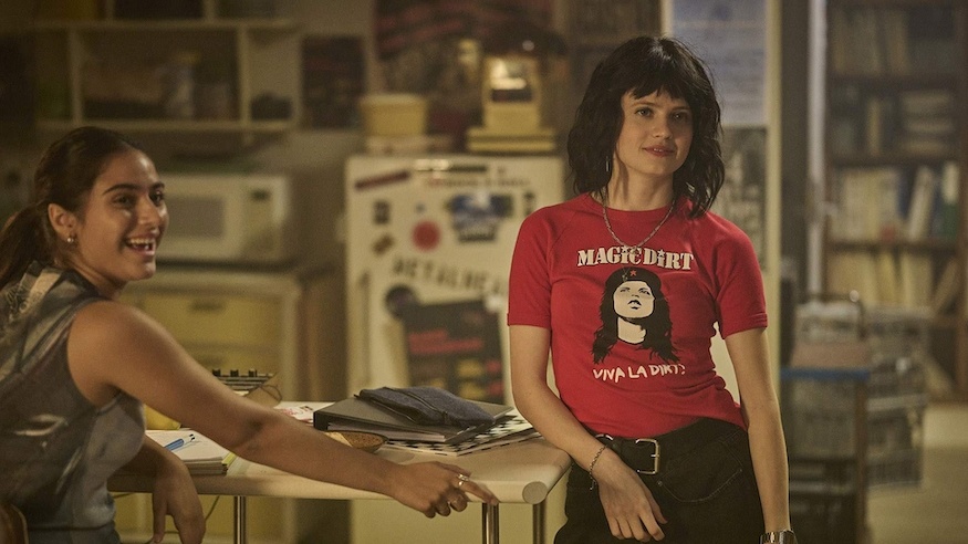 Jana McKinnon as Zoe Jacobs, her whole life ahead of her.