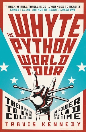 جولة عالمية في The Whyte Python من غلاف Travis Kennedy الأمامي