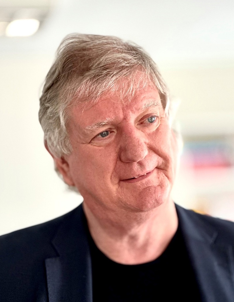 Meet the author: Oliver Johnson