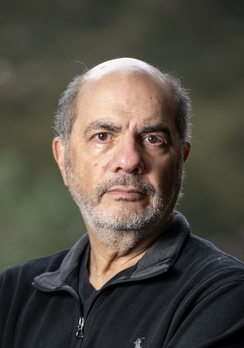 Espionage author Alex Gerlis portrait photo