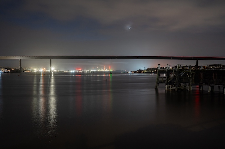 Cleddau Bridge at night, crime show Cleddau, Wales
